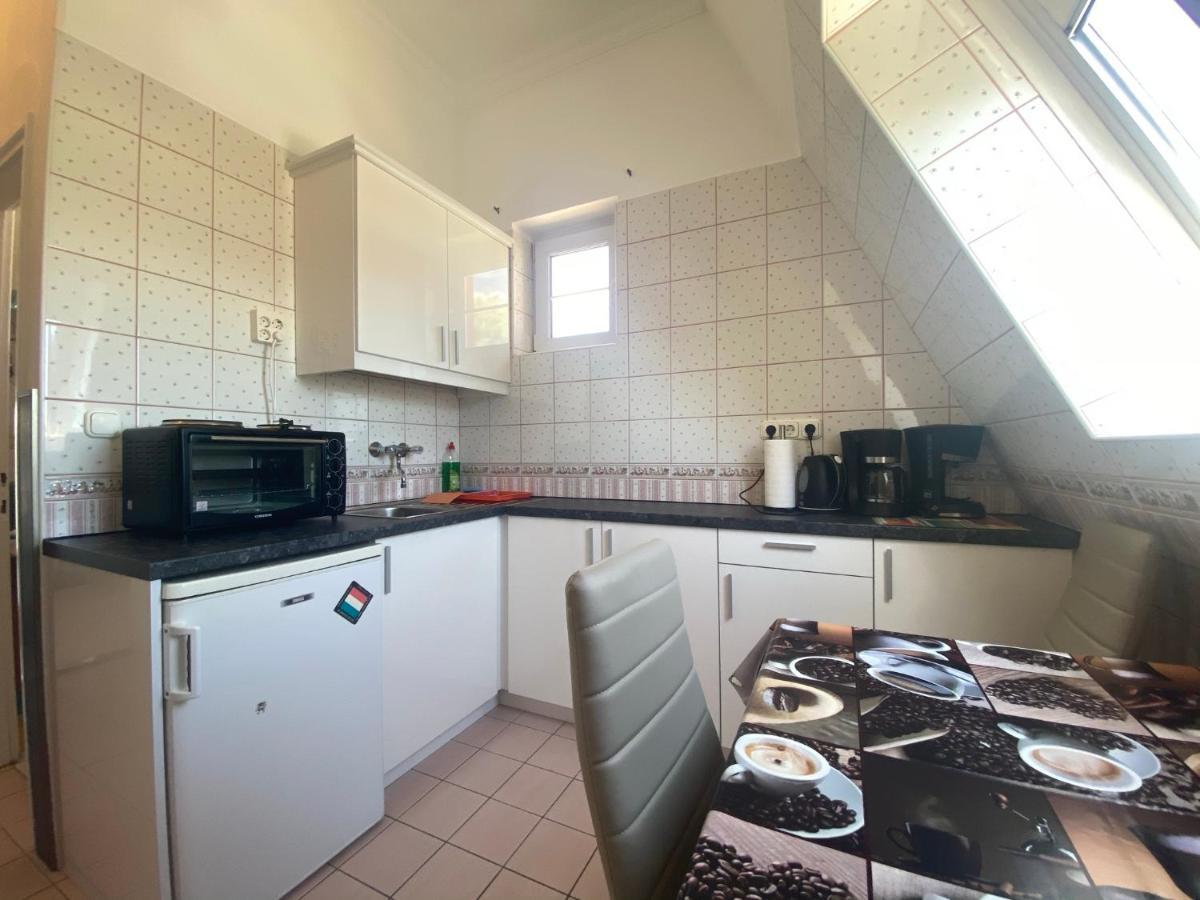 Barbara Vendeghaz Apartment Balatonfured Exterior photo