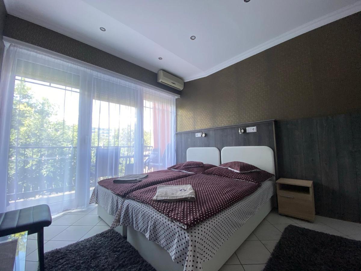 Barbara Vendeghaz Apartment Balatonfured Exterior photo